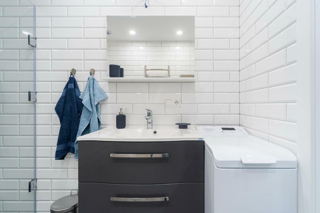 Lovely Oldtown Apartment クライペダ エクステリア 写真